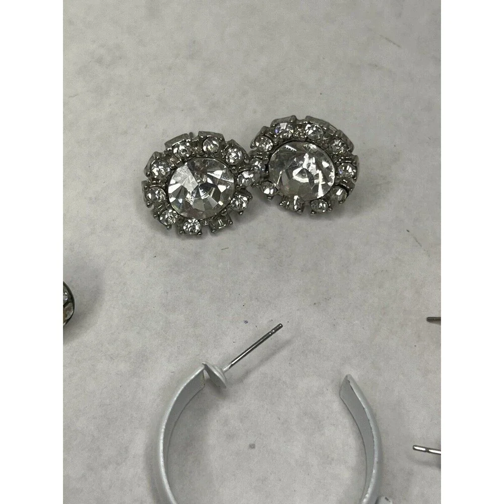 Earrings with Pearls and Rhinestones Costume Jewelry Untested Lot of 6 pair - Picture 3 of 5